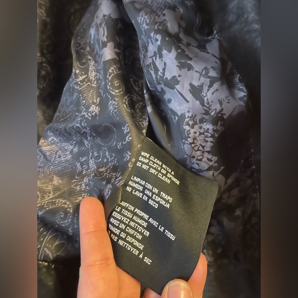 GUESS Brand Black “Leather” Jacket S - Picture 8 of 8